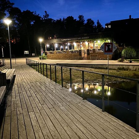 Jezerni Apartman S Terasou A Saunou V Lakepark Residence Doksy  Exterior photo